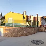 Bed and breakfast Kyrios Lounge With Use Of Private Pool Carrascal (Leiria)