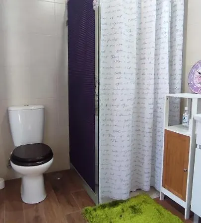 Kyrios Lounge With Use Of Private Pool Frühstückspension