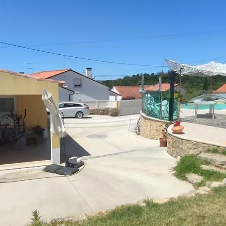 Frühstückspension Kyrios Lounge With Use Of Private Pool Carrascal (Leiria)