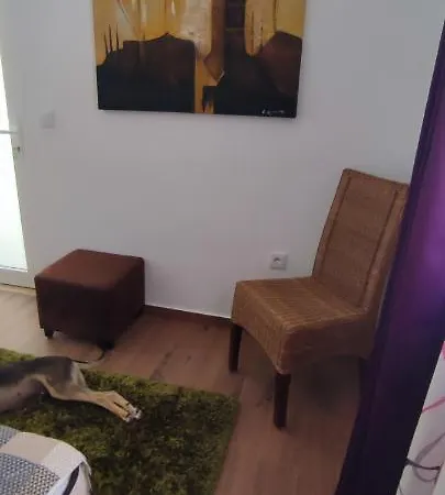 Kyrios Lounge With Use Of Private Pool *