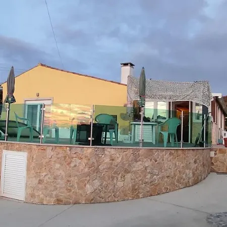 Kyrios Lounge With Use Of Private Pool Panzió