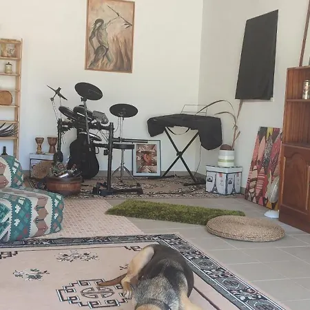 Kyrios Lounge With Use Of Private Pool