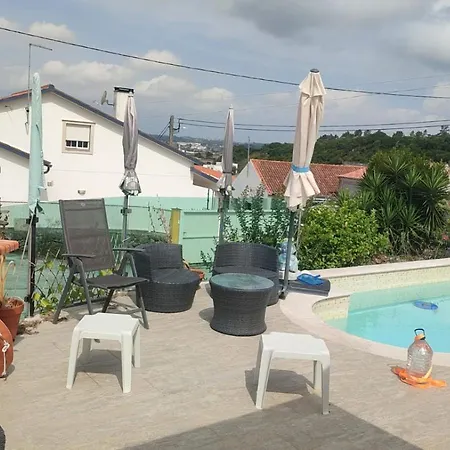 Bed & Breakfast Kyrios Lounge With Use Of Private Pool Carrascal (Leiria)